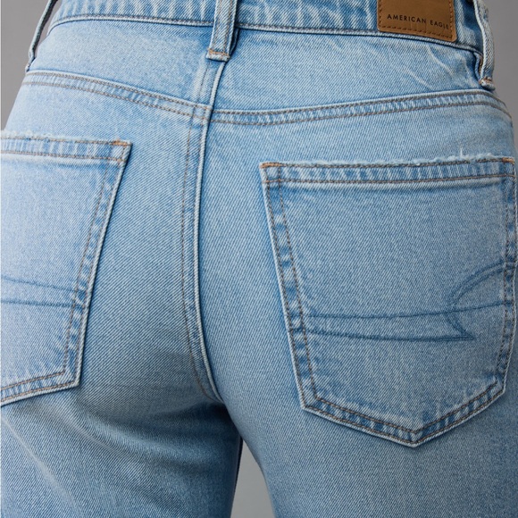 American Eagle Outfitters Light Blue Straight Leg Jeans - Picture 4 of 10